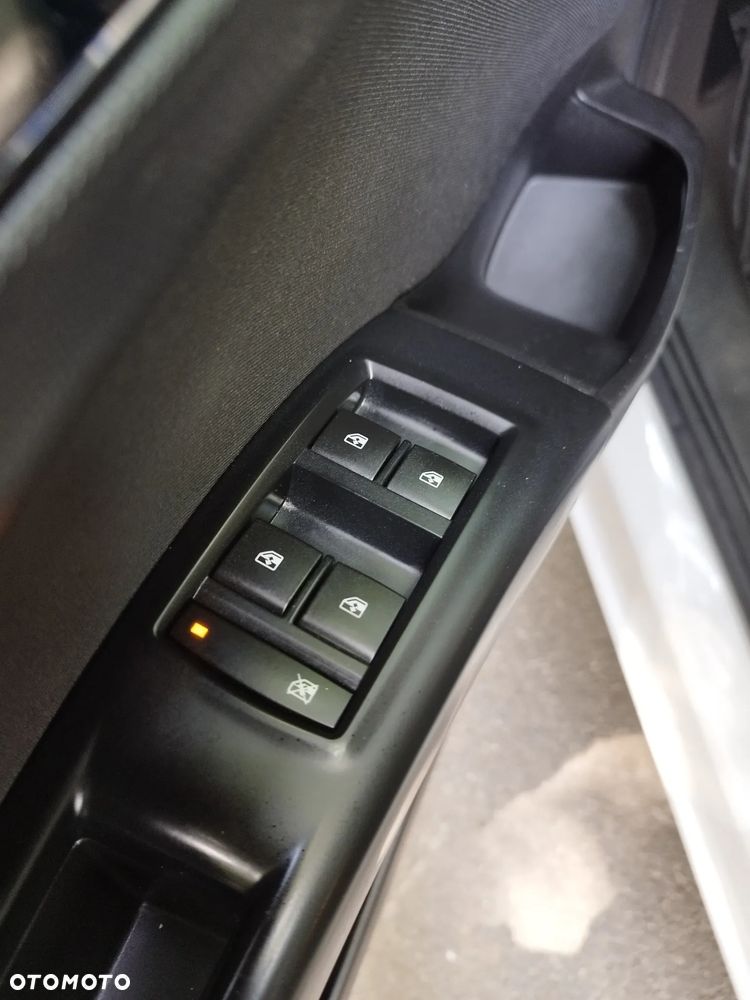 Opel Meriva - 15