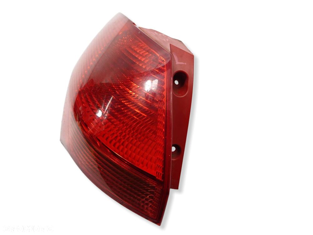 lampa lewy tył kia venga