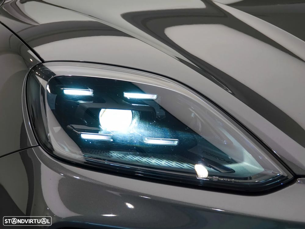 Porsche Cayenne - 9