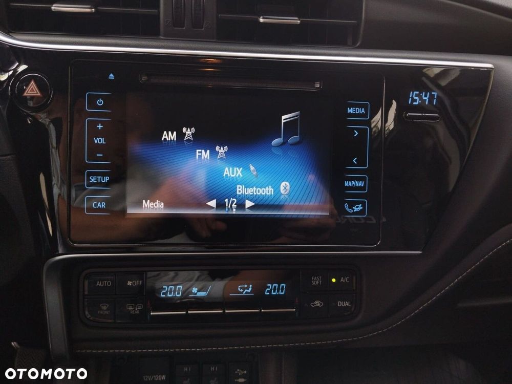 Toyota Corolla 1.6 Prestige - 17