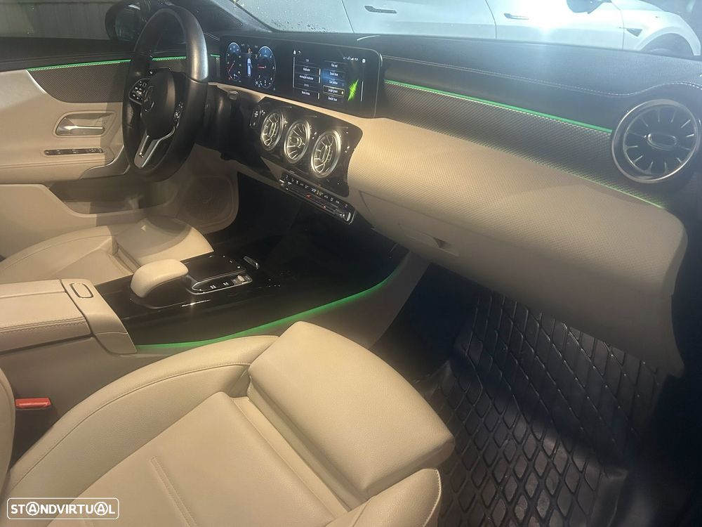 Mercedes-Benz CLA 180 d Shooting Brake Business Solutions Aut. - 25