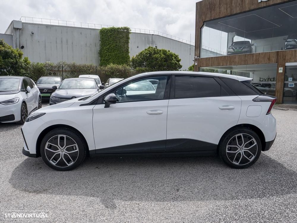 MG MG4 77 kWh Extended Range Luxury - 9