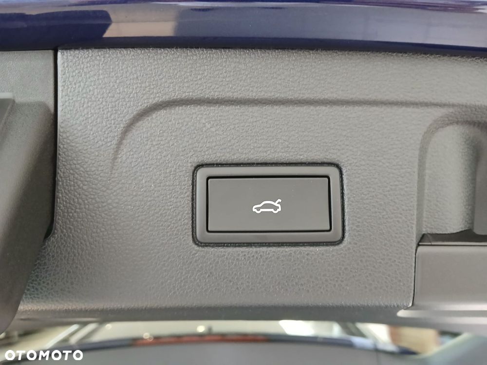 Volkswagen Touran - 9