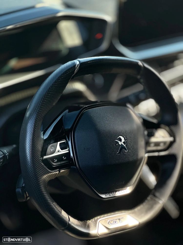 Peugeot 2008 1.2 PureTech GT - 9