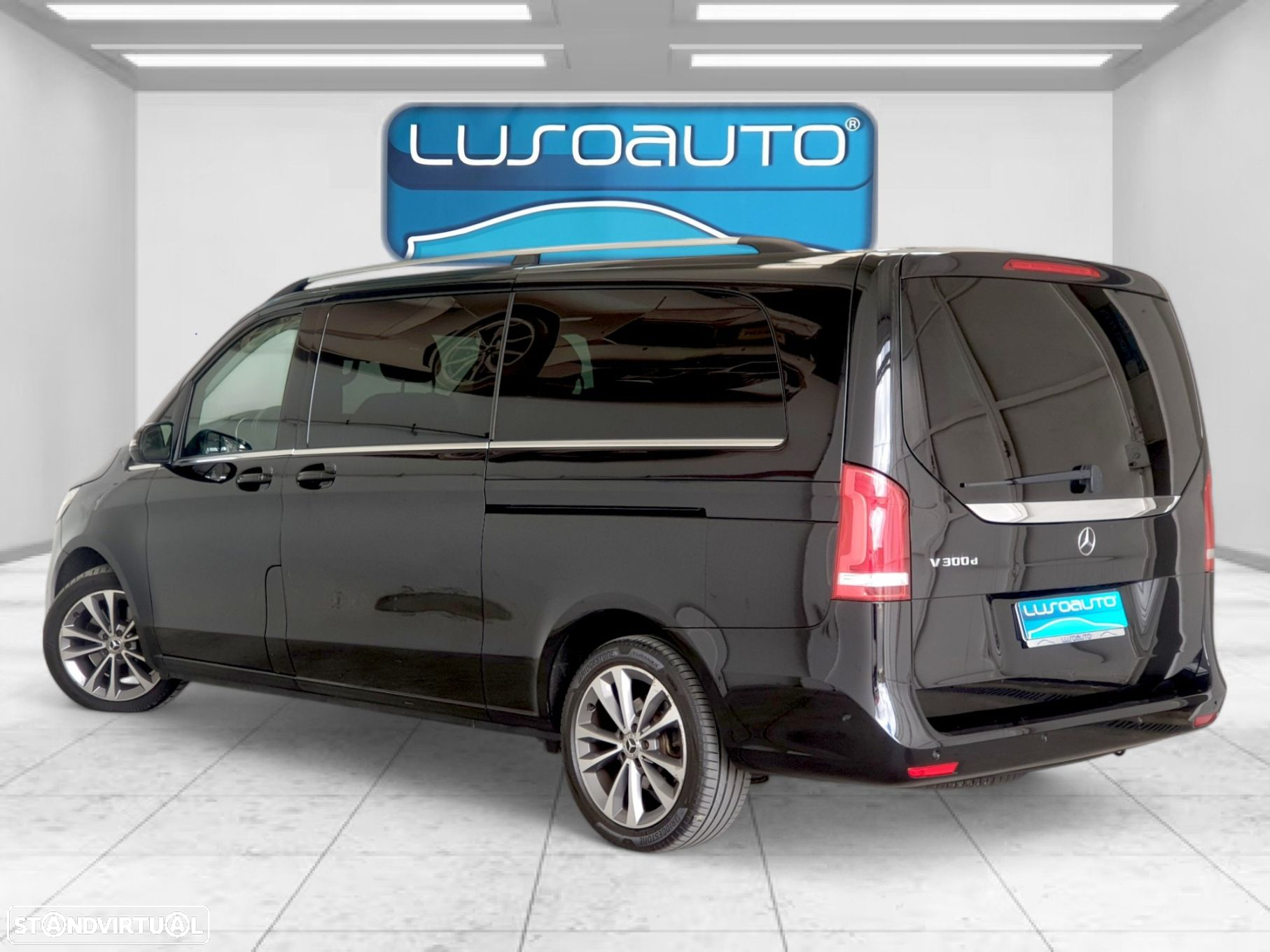 Mercedes-Benz V 300 d Longo Avantgarde - 10