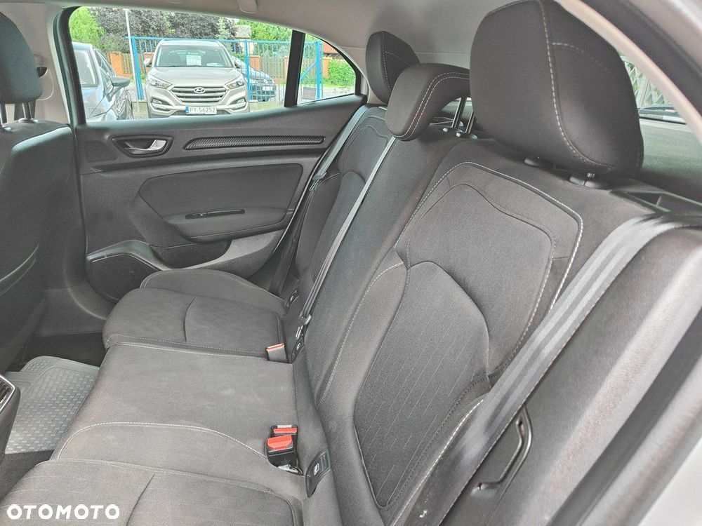 Renault Megane ENERGY TCe 130 LIMITED - 27