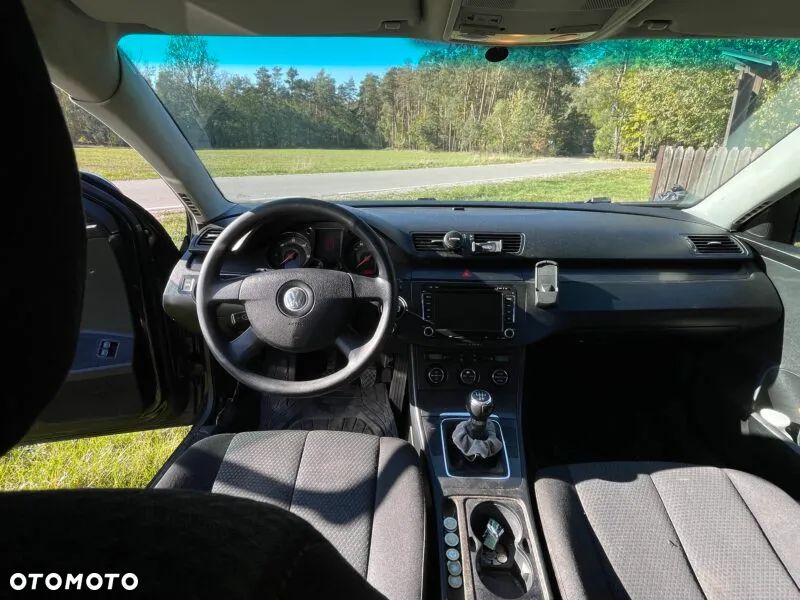 Volkswagen Passat - 5