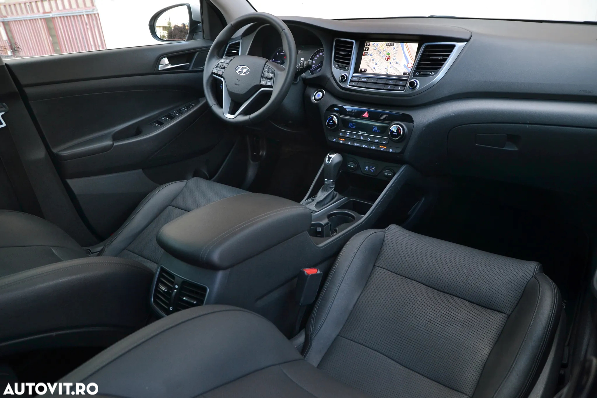 Hyundai Tucson blue 1.7 CRDi 2WD DCT Premium - 15