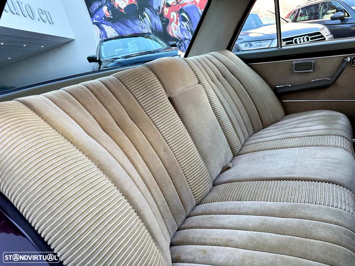 Mercedes-Benz 300 - 33