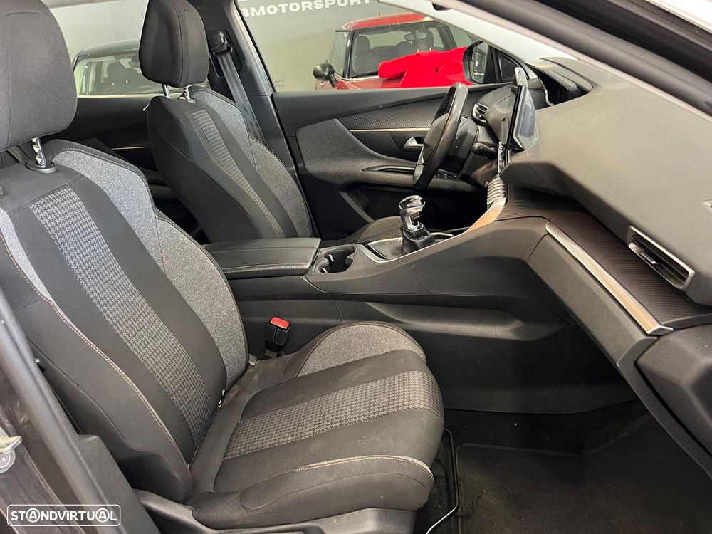 Peugeot 3008 1.5 BlueHDi Active Pack - 18