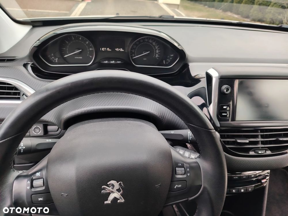 Peugeot 2008 - 15