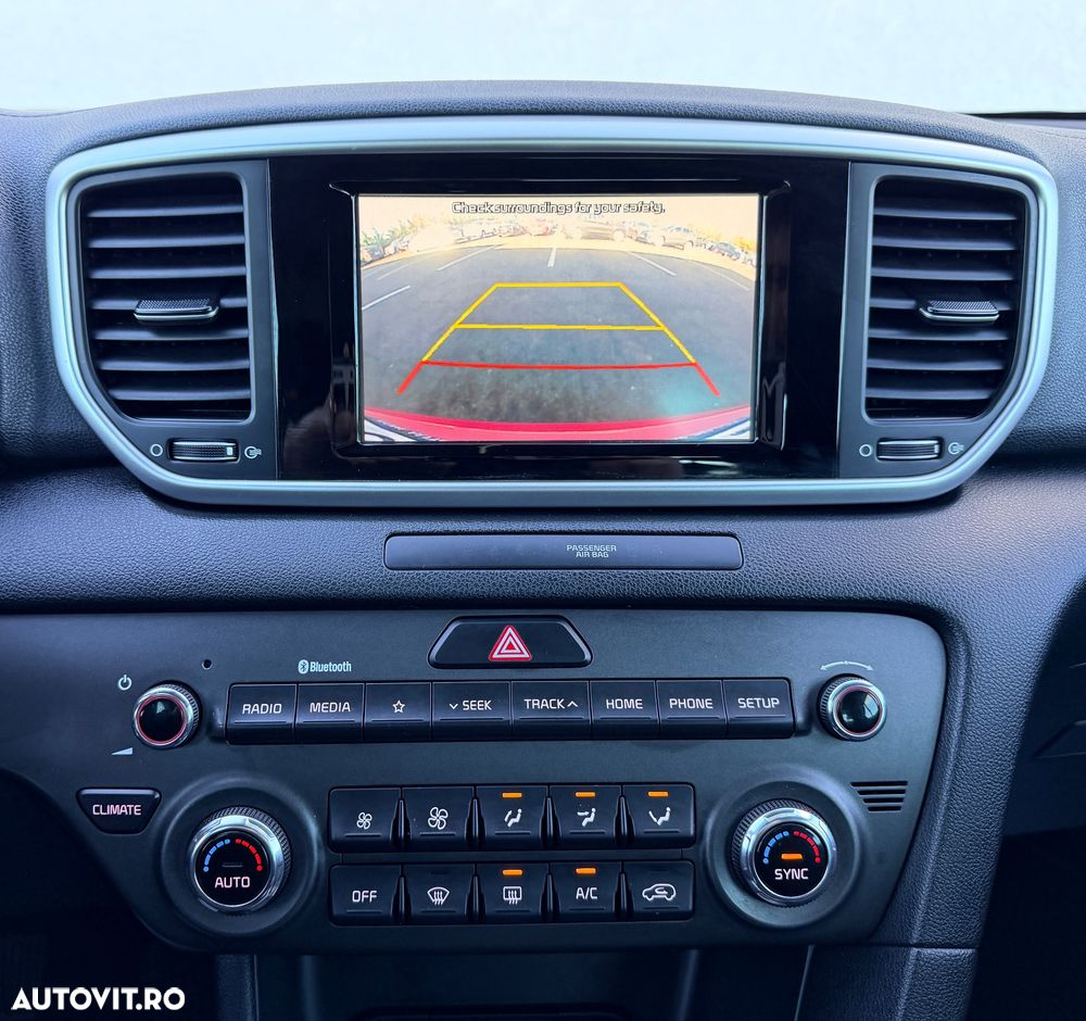 Kia Sportage 1.6 GDI 2WD Dream-Team Edition - 29