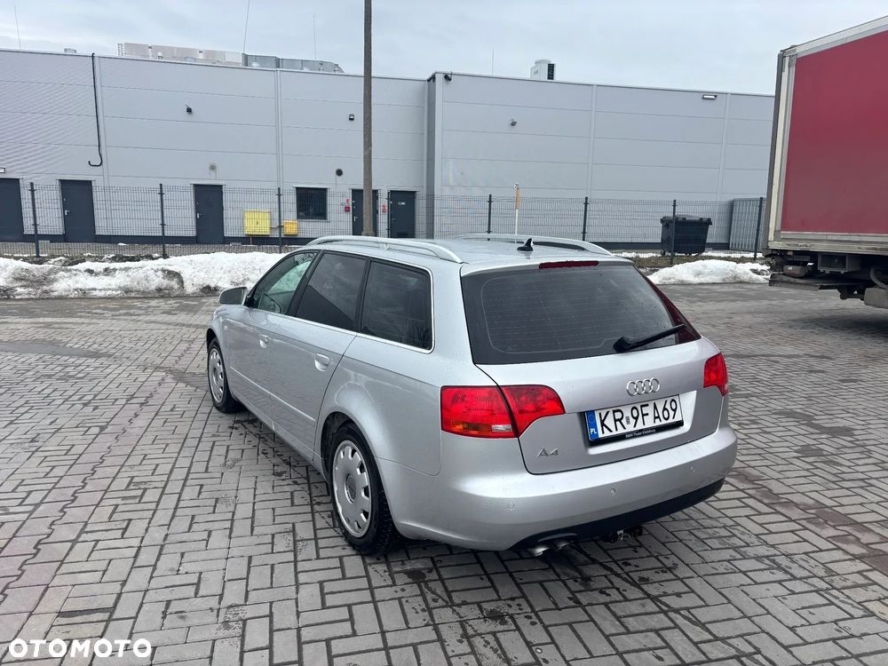 Audi A4 Avant - 5
