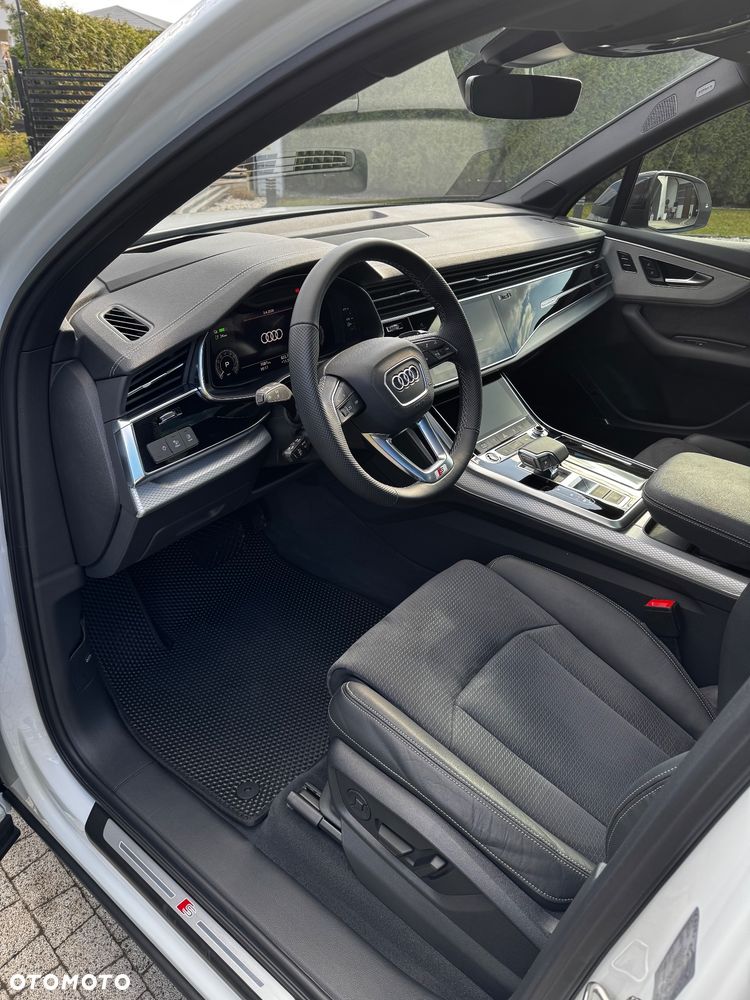 Audi Q7 - 10
