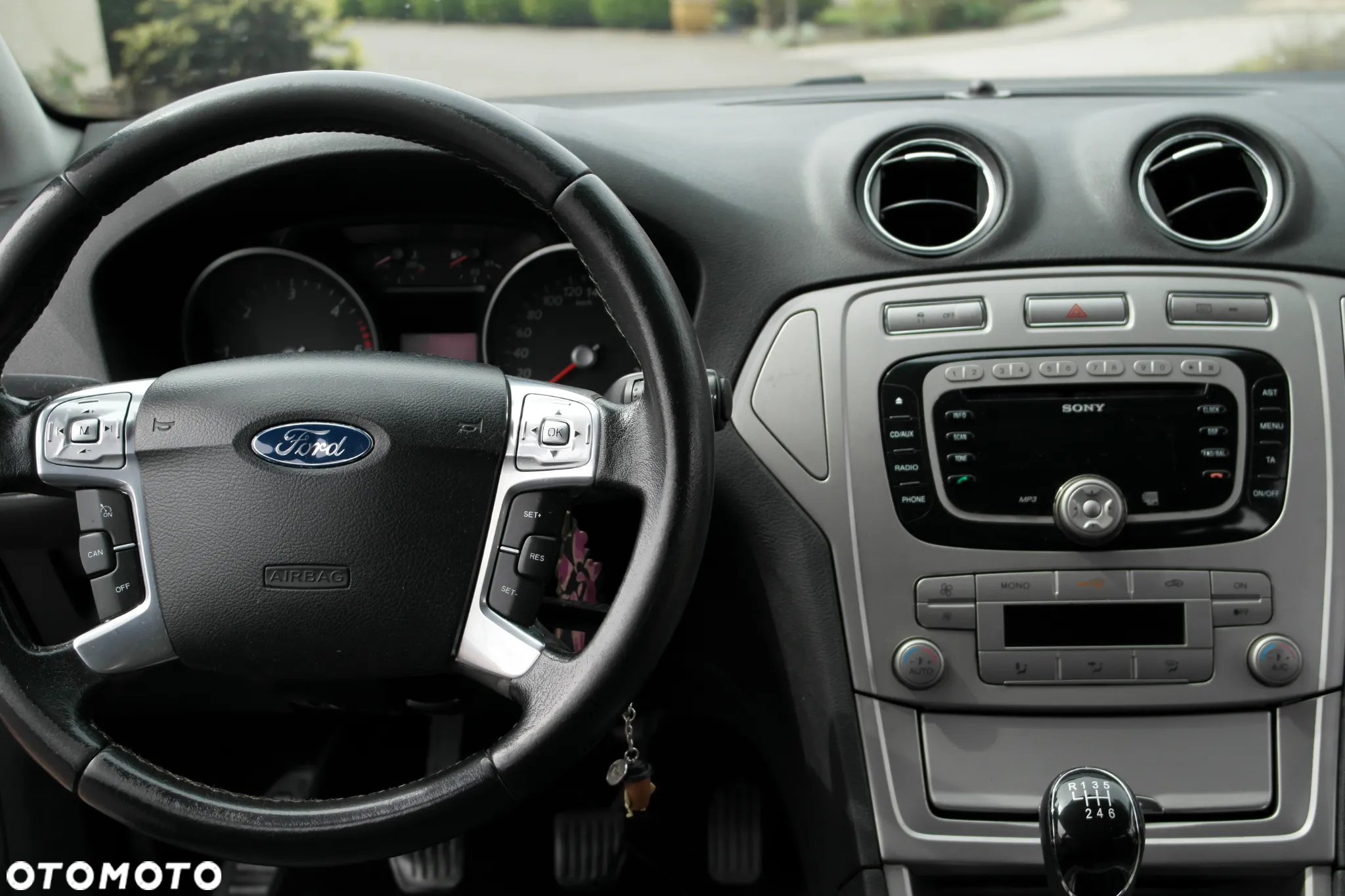 Ford Mondeo Turnier 2.0 TDCi Ambiente - 9