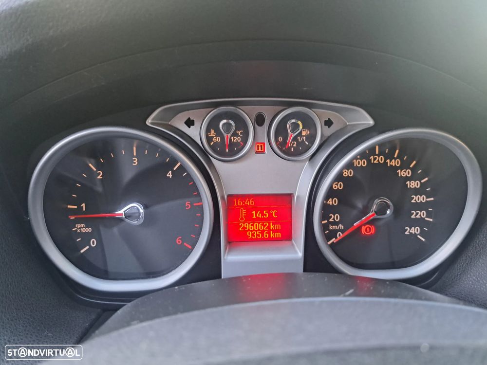 Ford Focus 1.6 TDCi Titanium - 10