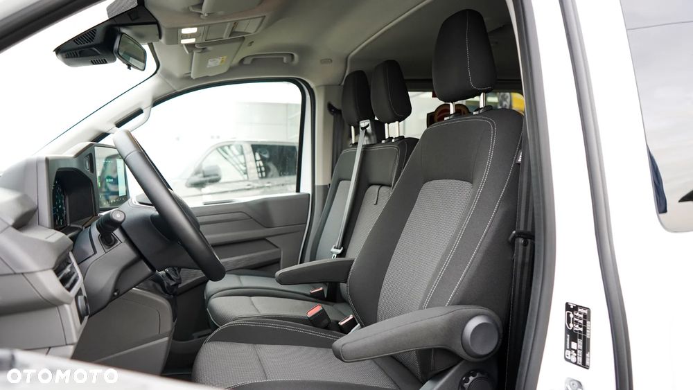 Volkswagen Caravelle 2.0 TDI L2 - 21