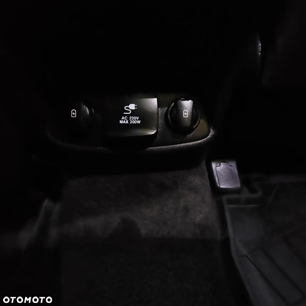 Hyundai Santa Fe - 27