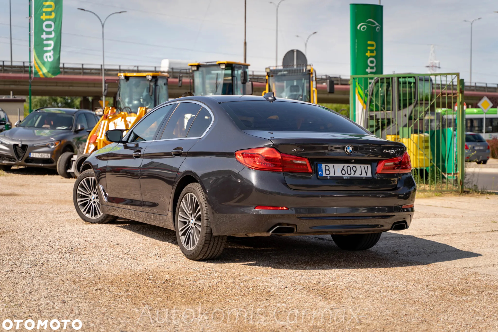 BMW Seria 5 540i xDrive - 10