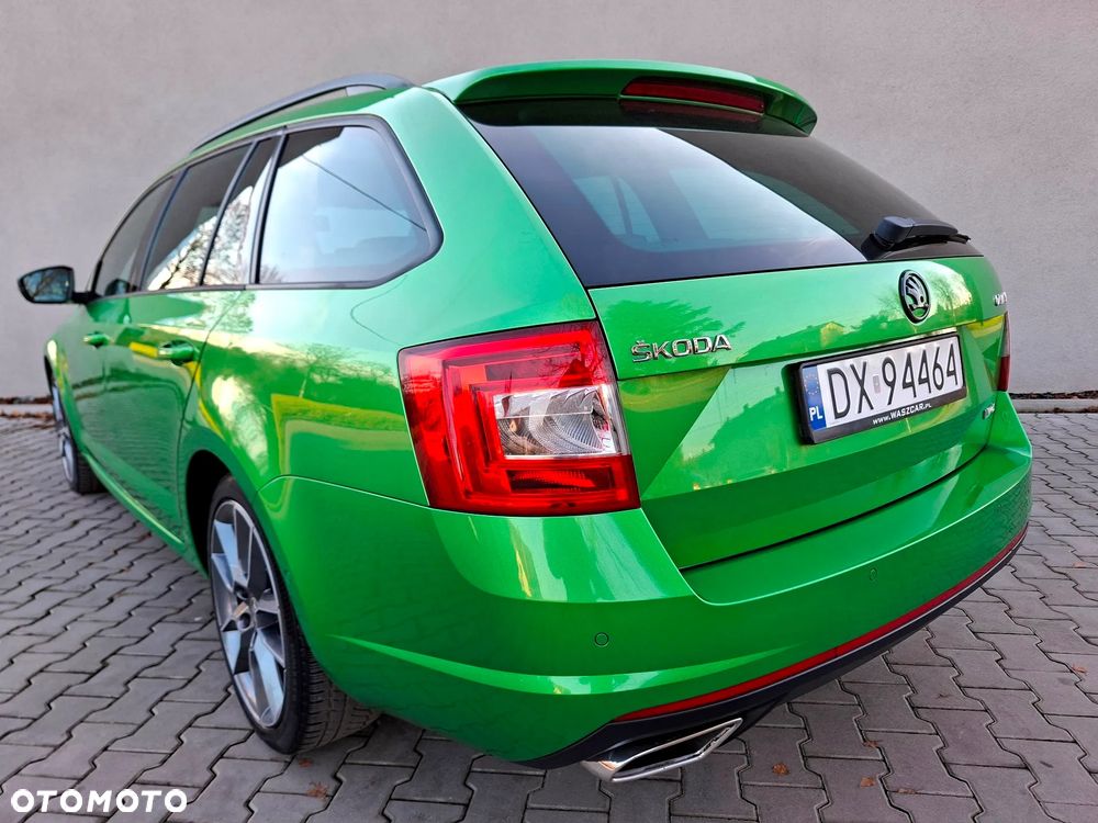Skoda Octavia 2.0 TDI DSG RS - 5