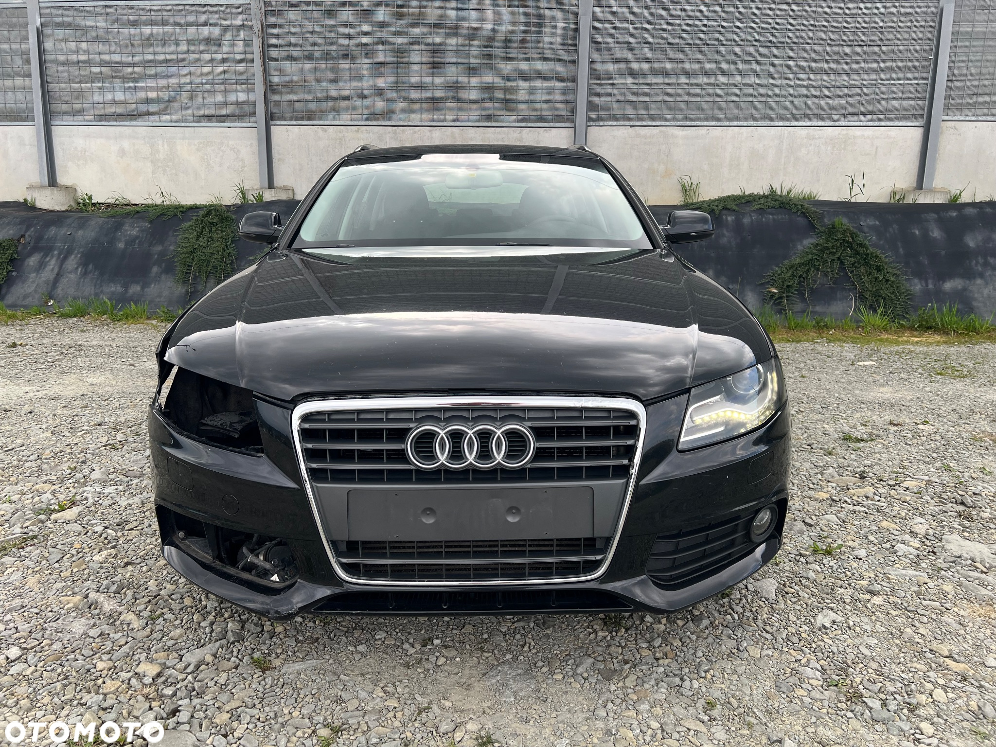 Audi A4 Avant 2.0 TDI DPF multitronic Attraction - 4