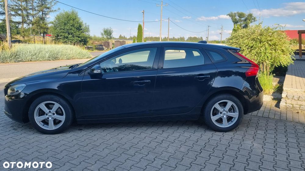 Volvo V40 T2 Kinetic - 2