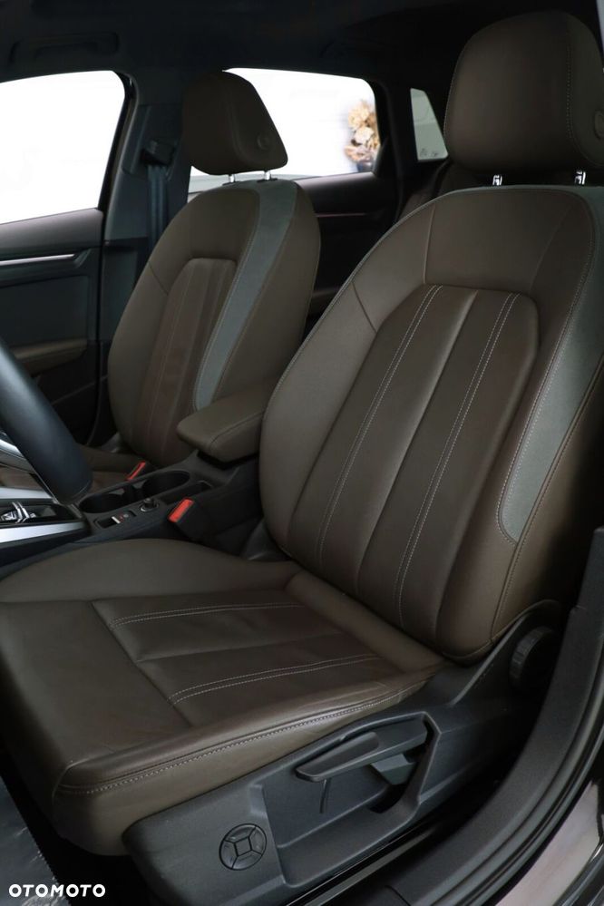 Audi A3 Sportback 35 TFSI mHEV S Line S tronic - 21