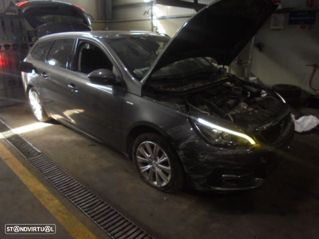 Carro MOT:  YHZ PEUGEOT 308 2018 1.5 BLUEHDI 131CV 5P CINZA DIESEL - 2
