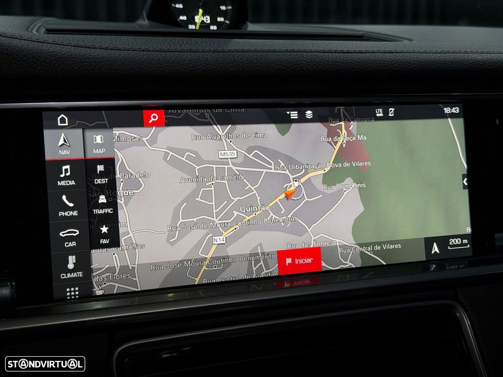 Porsche Panamera Sport Turismo 4 E-Hybrid - 23