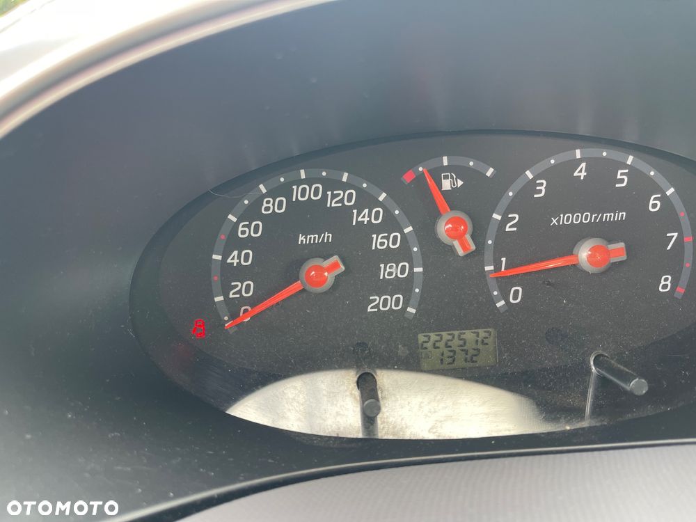 Nissan Micra 1.2 Visia - 9