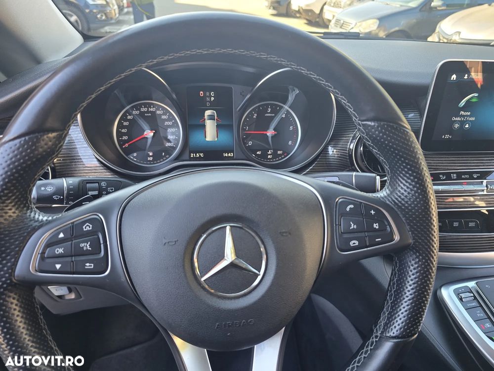 Mercedes-Benz V - 6
