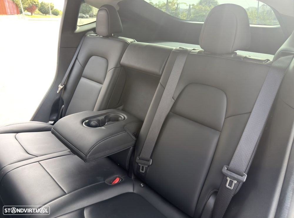 Tesla Model Y Long Range Tração Integral - 22