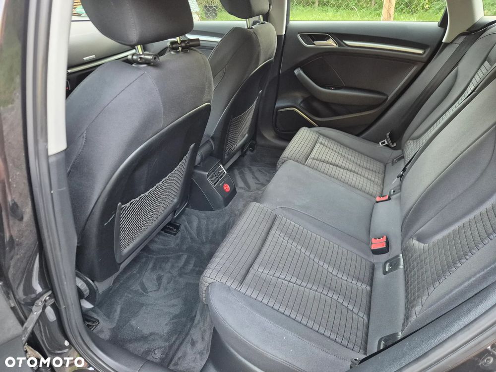 Audi A3 Sportback 2.0 TDI (clean diesel) quattro Ambition - 7