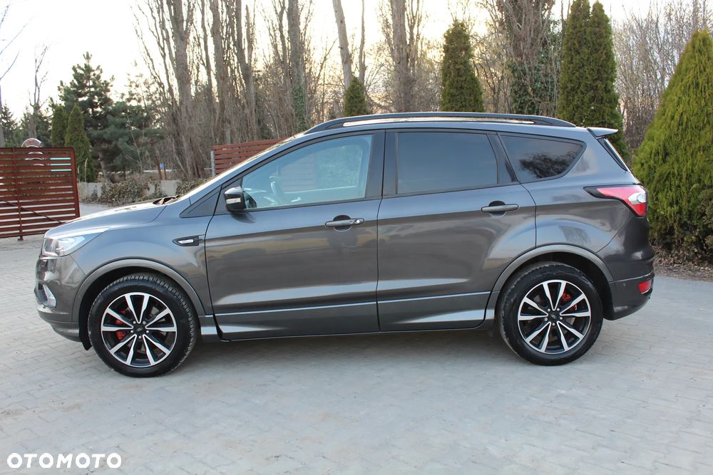 Ford Kuga 1.5 TDCi 2x4 ST-Line - 4