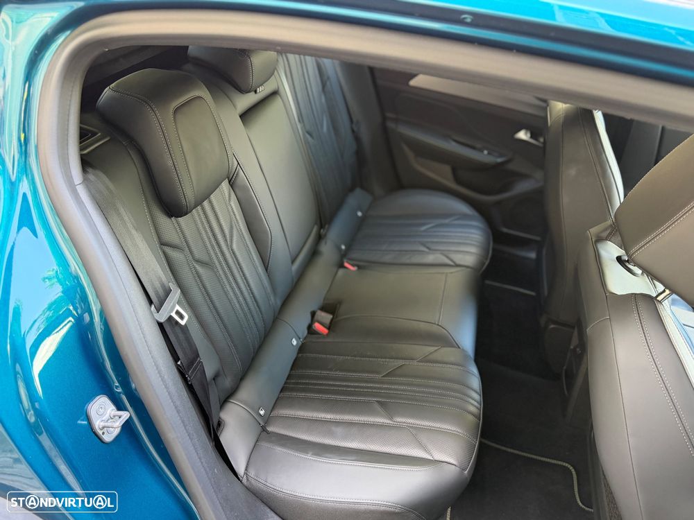 Peugeot 408 240 e-DSC7 GT Exclusive - 21