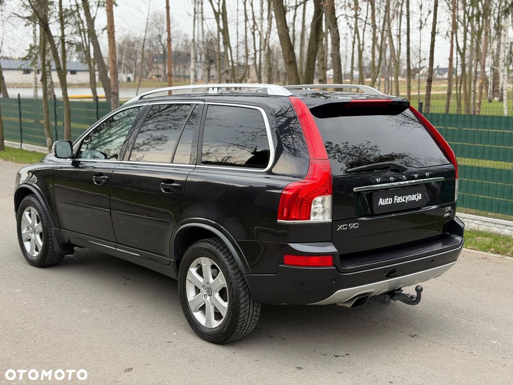 Volvo XC 90 D5 AWD Momentum - 6