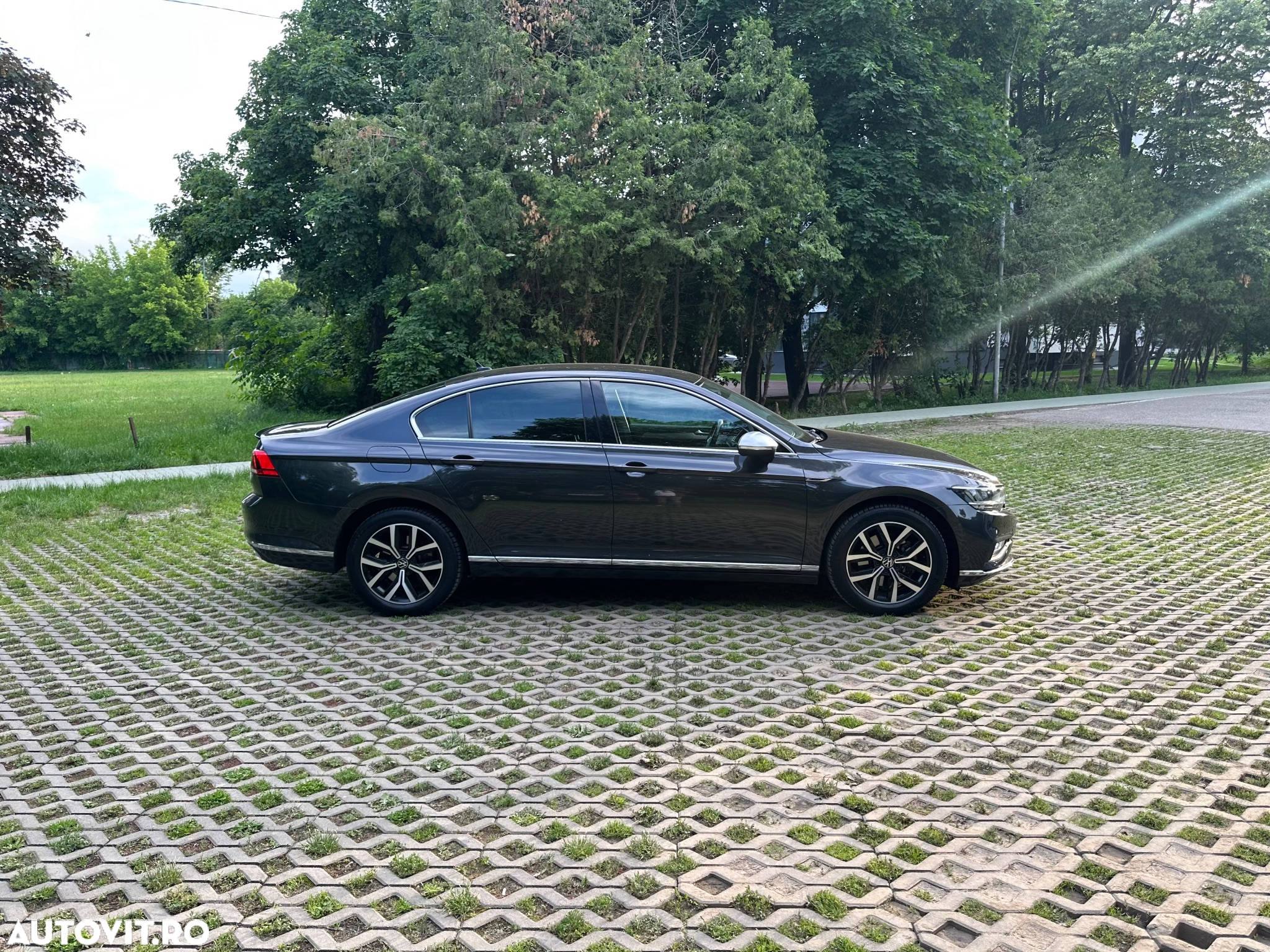 Volkswagen Passat 2.0 TDI DSG R Executive - 15