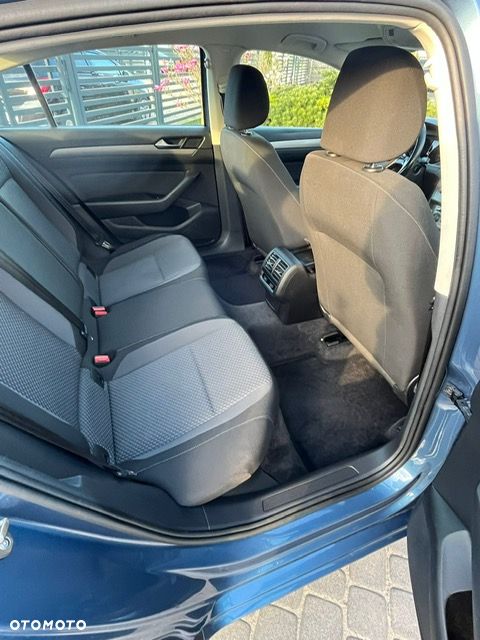 Volkswagen Passat 1.4 TSI BMT Trendline - 13