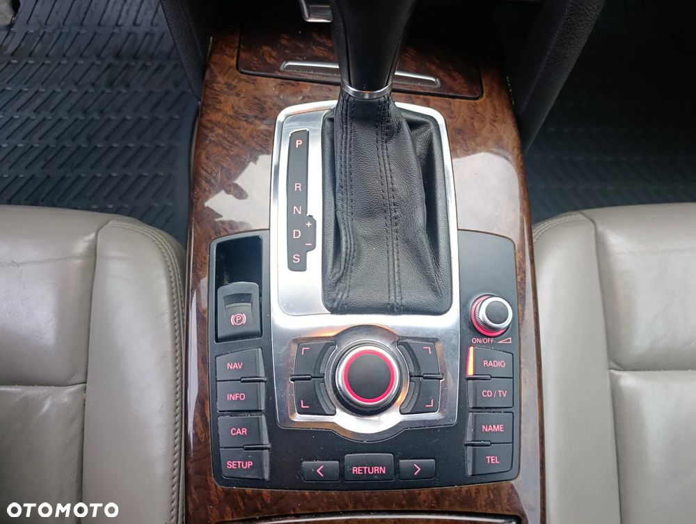 Audi A6 Allroad - 23