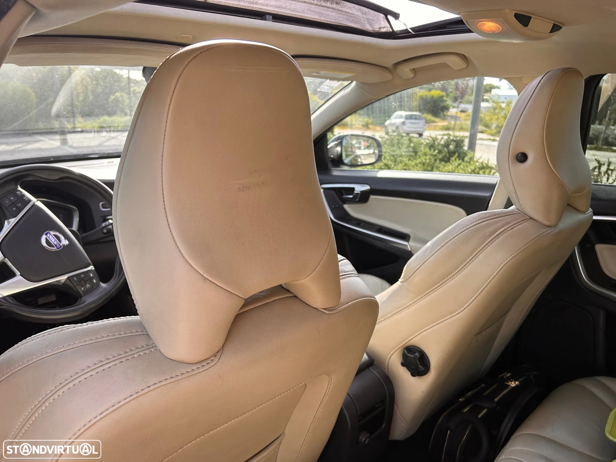 Volvo V60 2.4 D6 Summum AWD Phev - 14