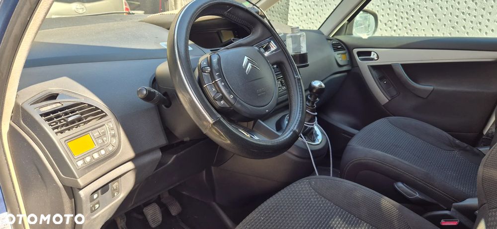 Citroen C4 Picasso 2010 photo 5