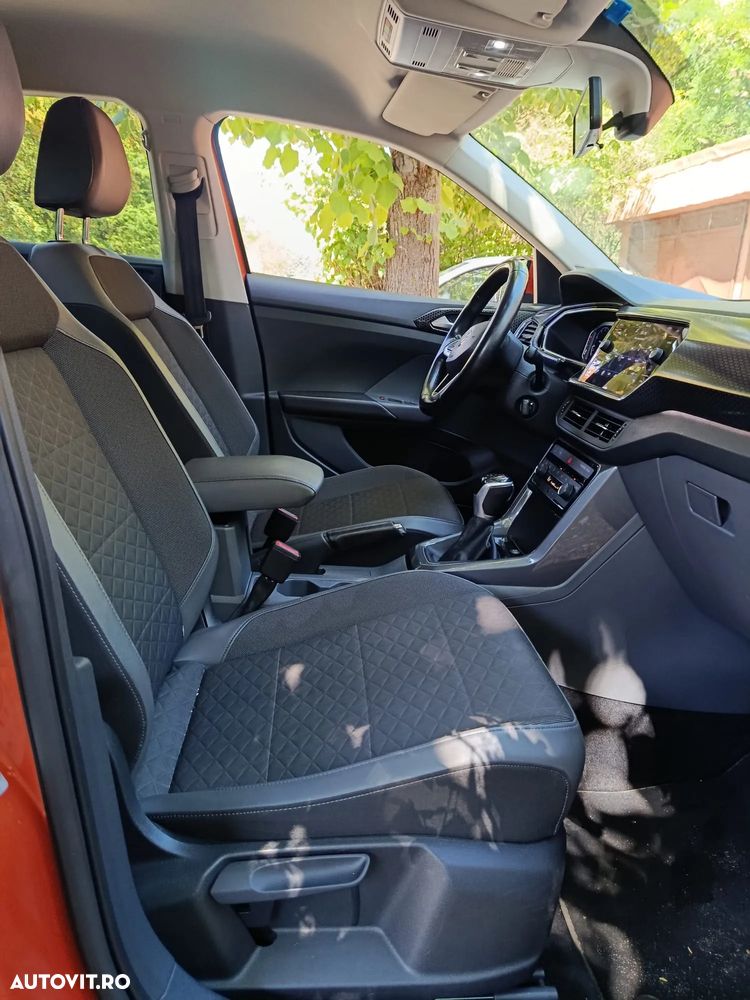 Volkswagen T-Cross - 7