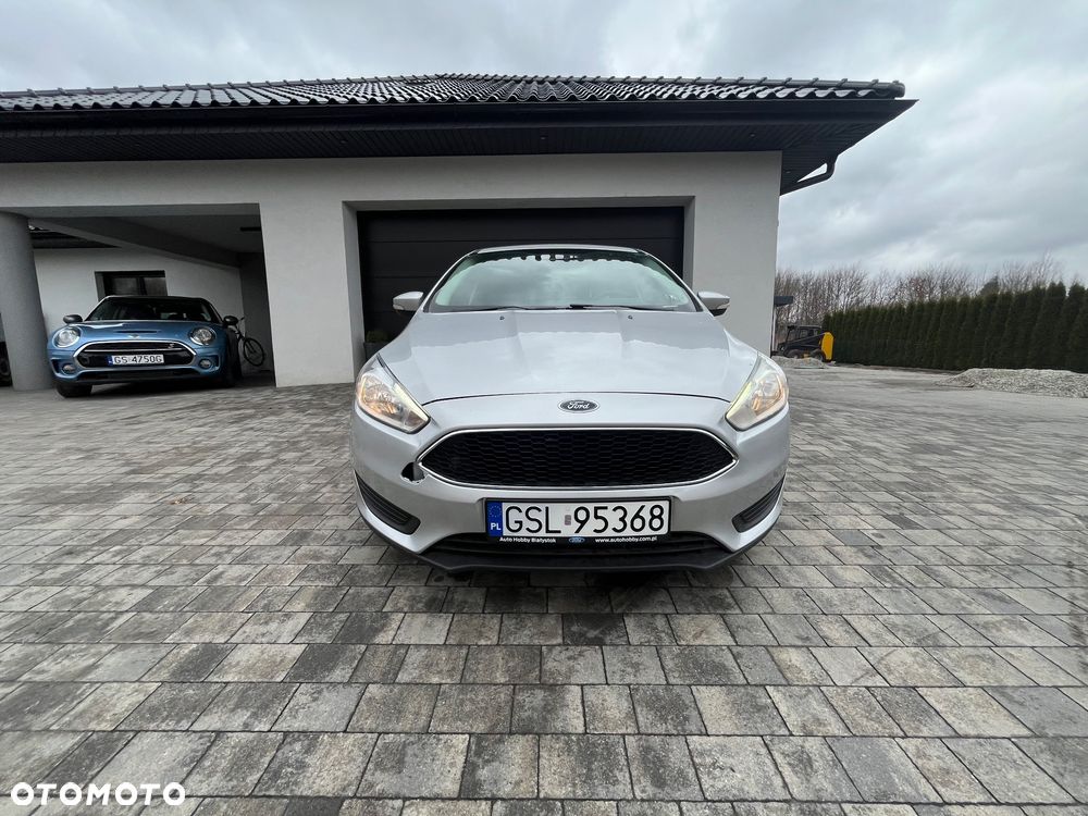 Ford Focus ver-2-0-trend - 18