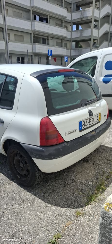 Renault Clio 1.2 RN - 2