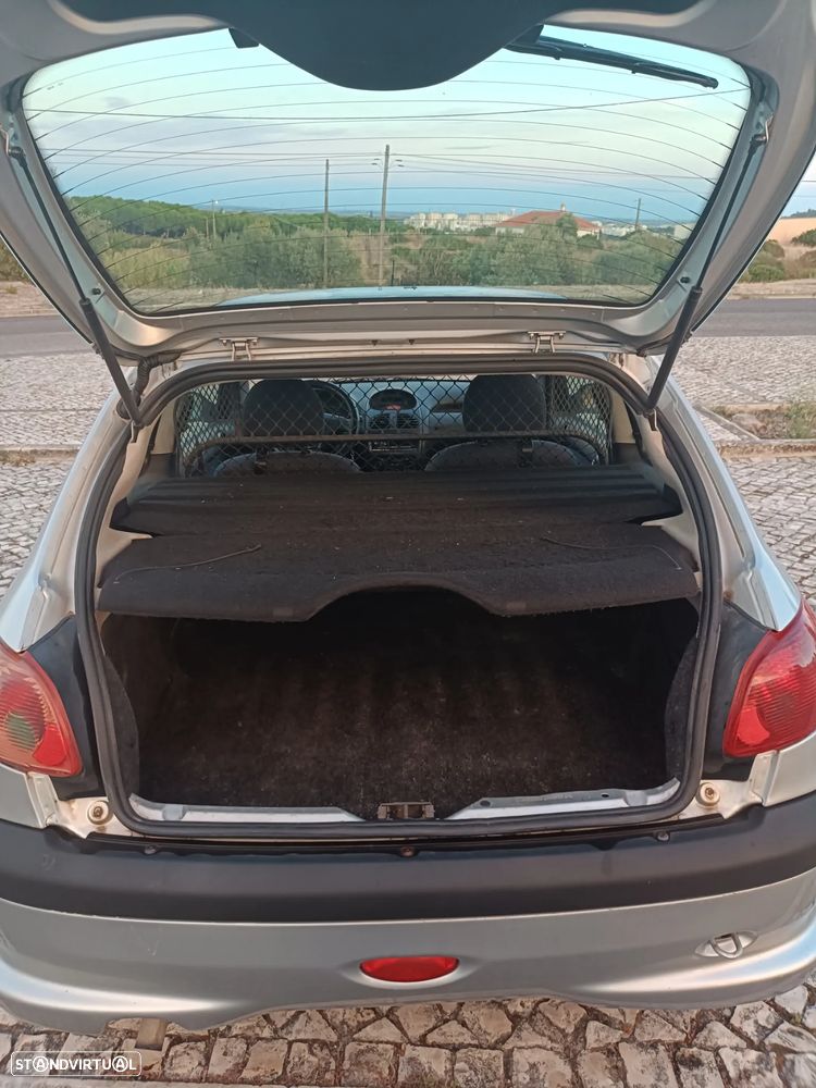 Peugeot 206 - 9