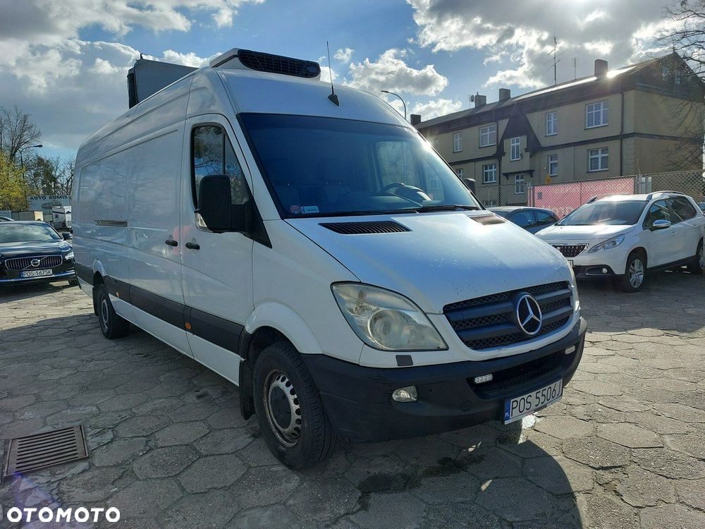 Mercedes-Benz Sprinter - 9