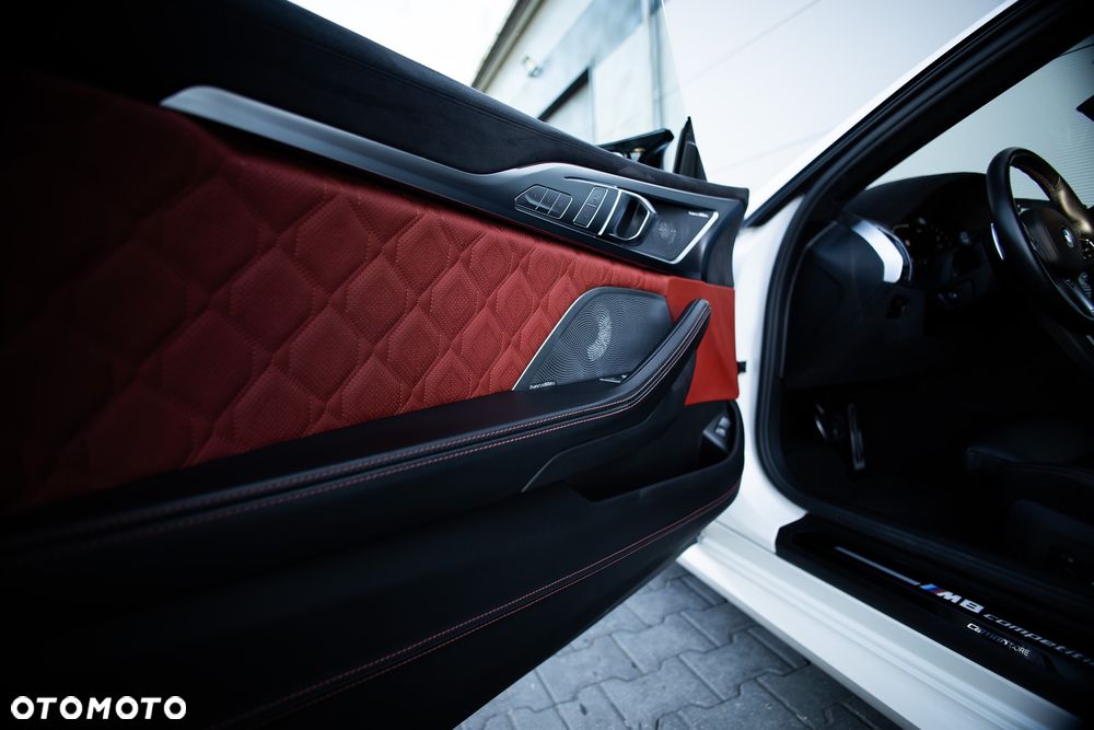 BMW M8 Competition - 15