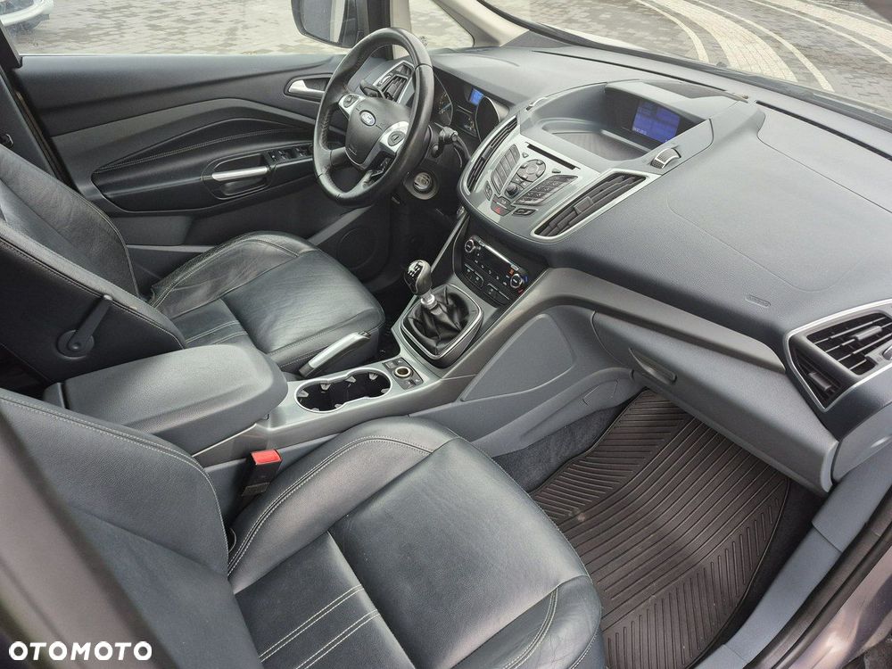 Ford Grand C-MAX - 10