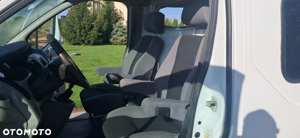 Renault Trafic 2.5 Dci L2H2 - 21