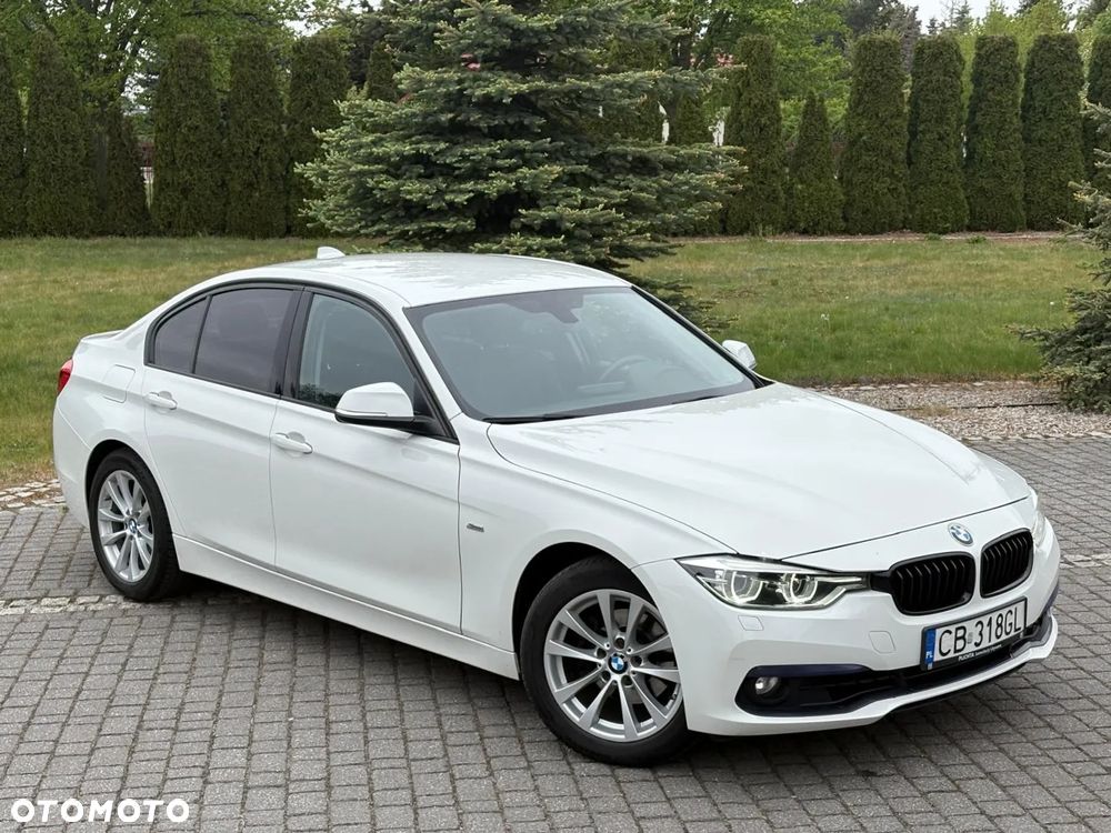 BMW Seria 3 318i M Sport - 4